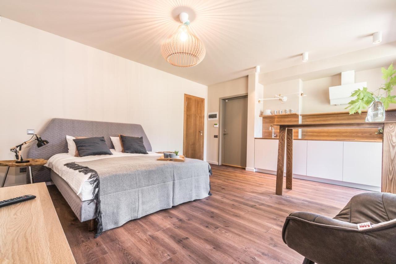 Tamara Suites & Apartments Jūrkalne Chambre photo