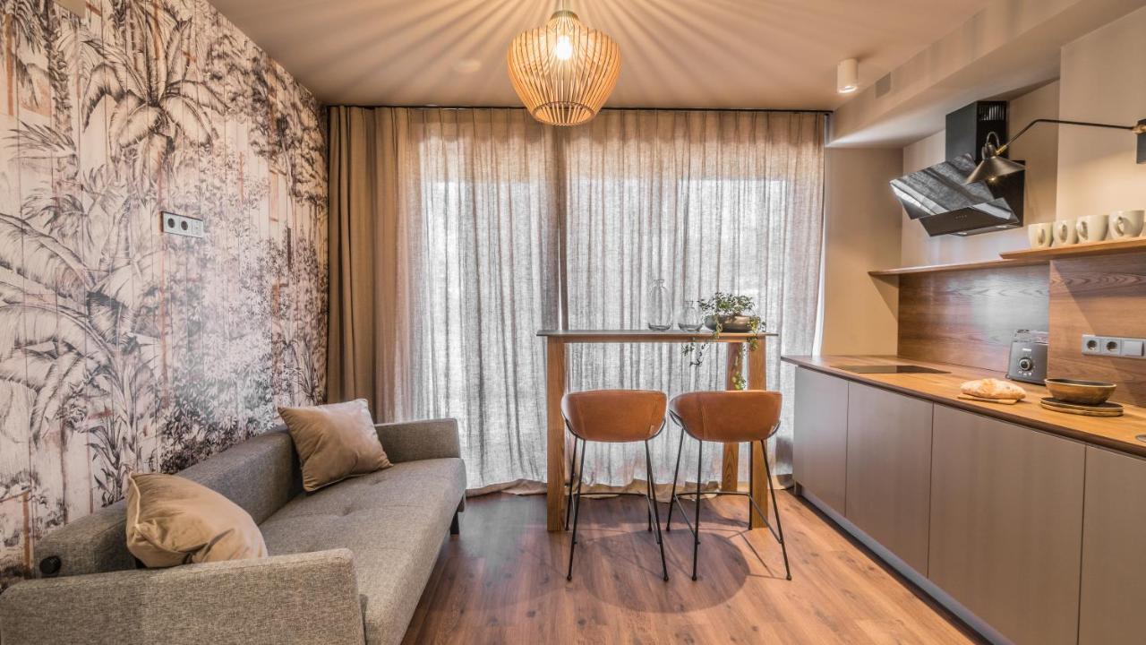 Tamara Suites & Apartments Jūrkalne Extérieur photo